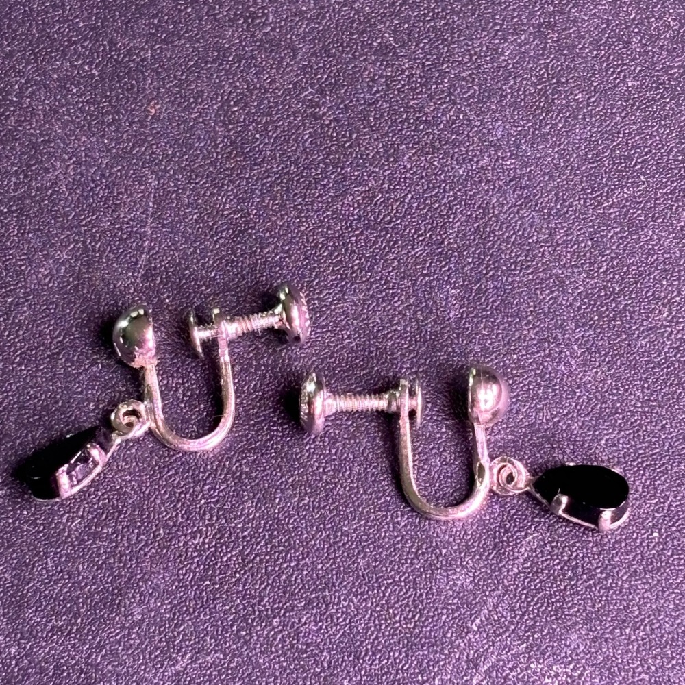 Lady Coventry Sarah Cov Sterling Black Teardrop Screw Back Earrings Boxed SS5 - Picture 6 of 10
